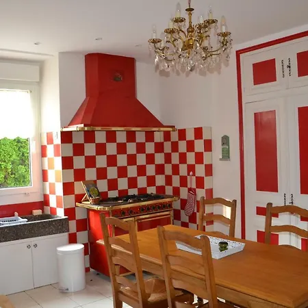 Saperlipopette ! Holiday home *